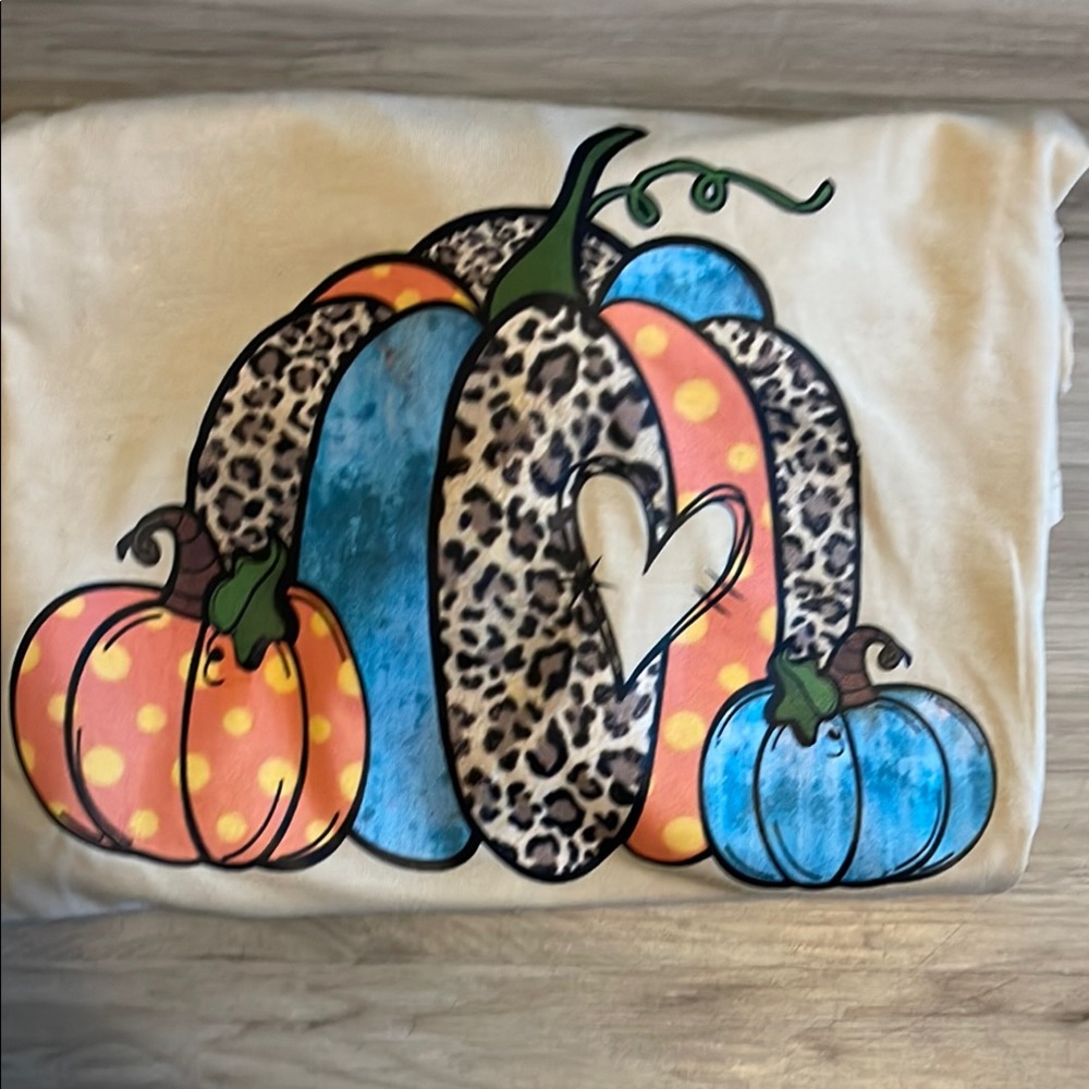 Leopard Print Pumpkin Graphic Tee